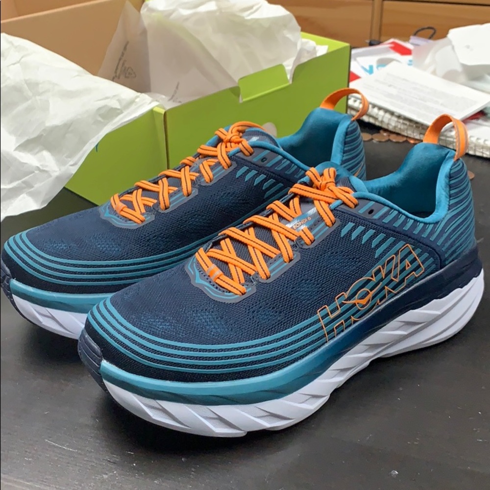 Hoka Bondi 6